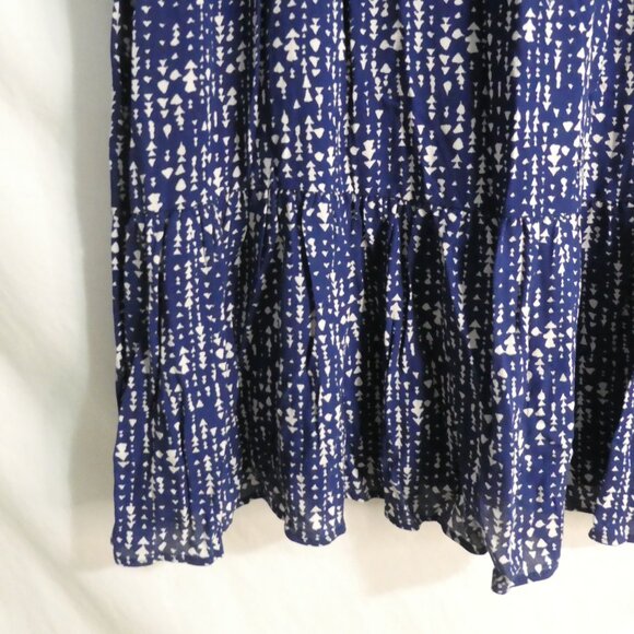 EVERLY | large | Blue and White Patterned Lined Skirt | Stretchy Waistband | NWT - Picture 8 of 16